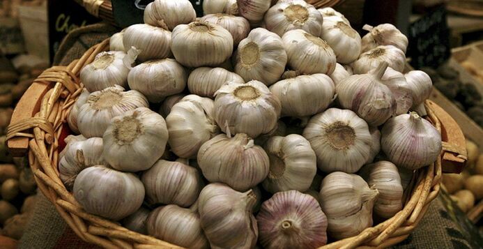Garlic normalizes blood circulation in the genitals of a man. 