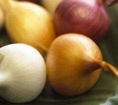 Onions stimulate blood circulation in the pelvic area. 